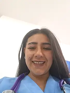 CAROLINE__07's cam snapshot