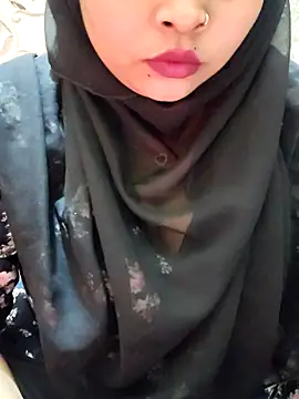 Indian-Nazia's cam snapshot