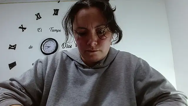 ElaMurray02's cam snapshot