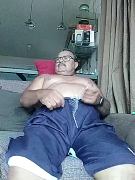 Misterymem63's cam snapshot