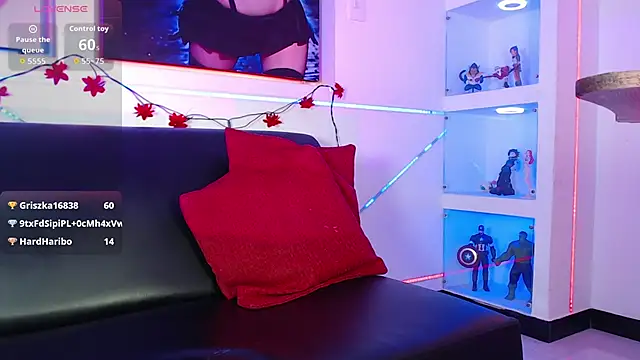 BellaSanders_'s cam snapshot