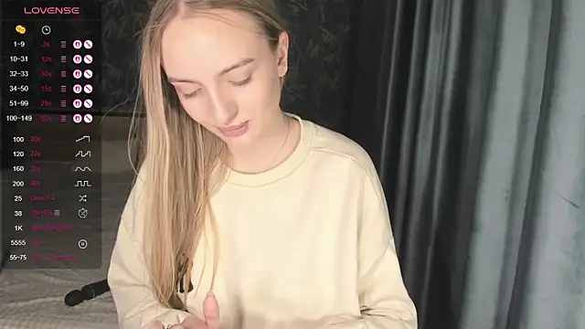 A_delina's cam snapshot