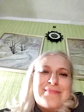 NyushaLollipop's cam snapshot