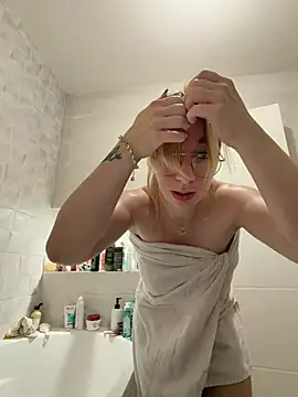 Giuliana_baby live sex cam