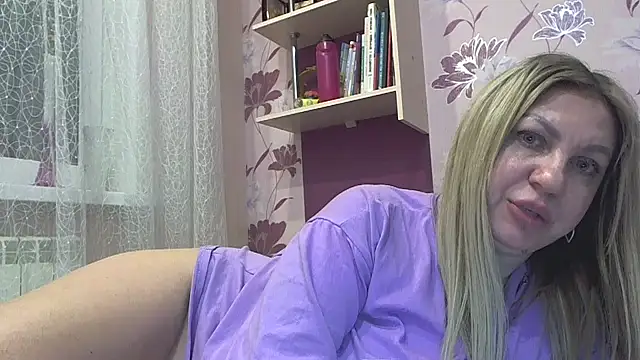 AmandaSexyLAX's cam snapshot