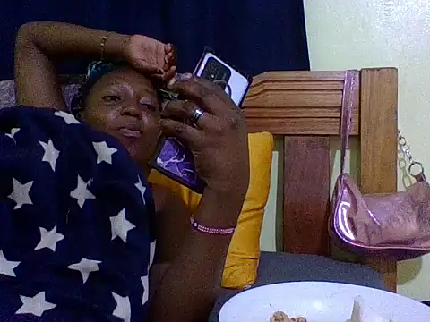 Roseroca33's cam snapshot