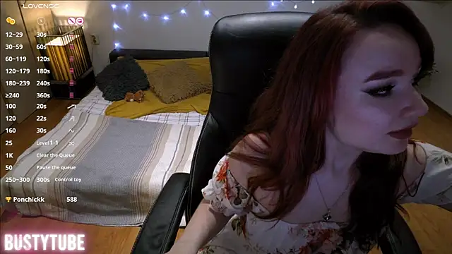 BUSTYTUBE live sex cam