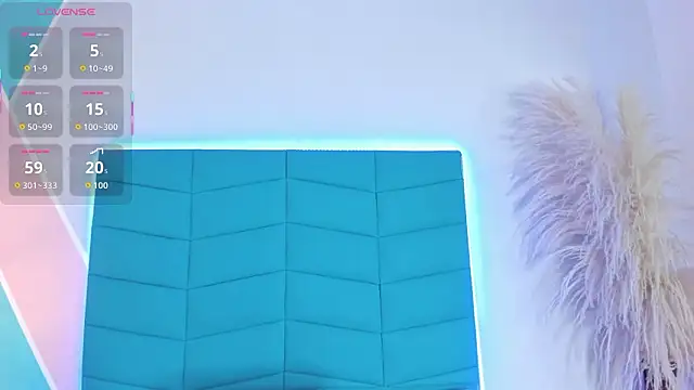 mara_winters_'s cam snapshot