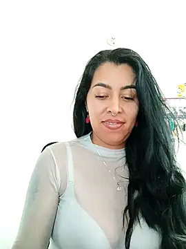 Luianna's cam snapshot