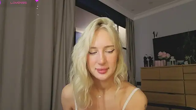 brilliantmichelle's cam snapshot