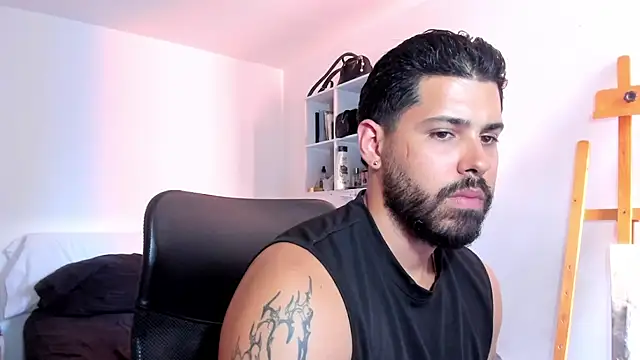 Justyn_Torres live sex cam