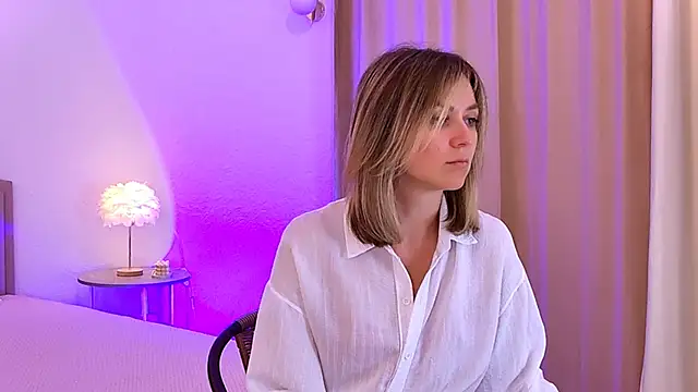 EmeraldGlow's cam snapshot