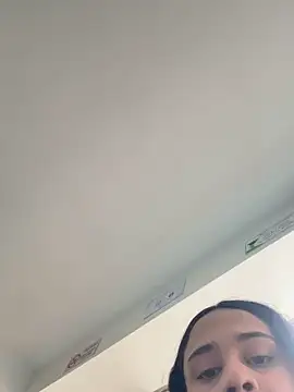 BabyKathy's cam snapshot