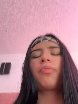 nicky_angelyc's cam snapshot