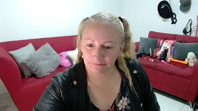 emperabigbootybigass's cam snapshot