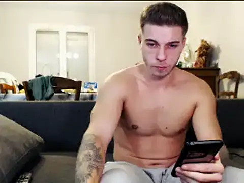 Elkafit28's cam snapshot