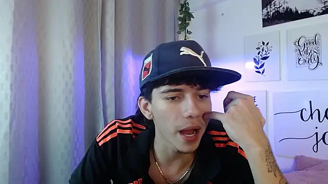 AmethystShadow17 live sex cam