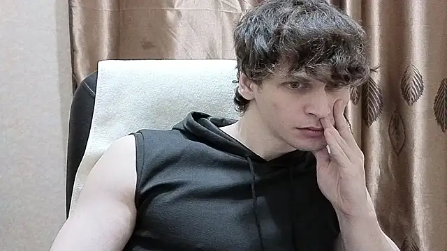 ShyDarko live sex cam