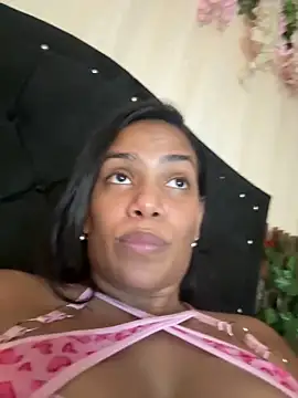 ArielleMillerr-'s cam snapshot