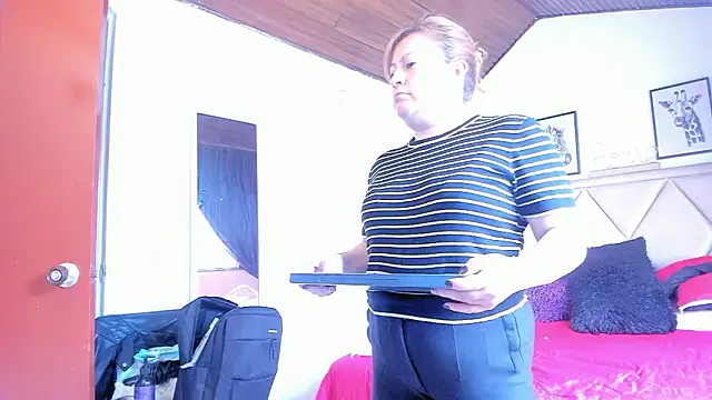 MonyCassius's cam snapshot