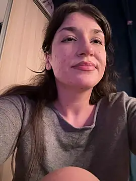 ScarletBloom_'s cam snapshot