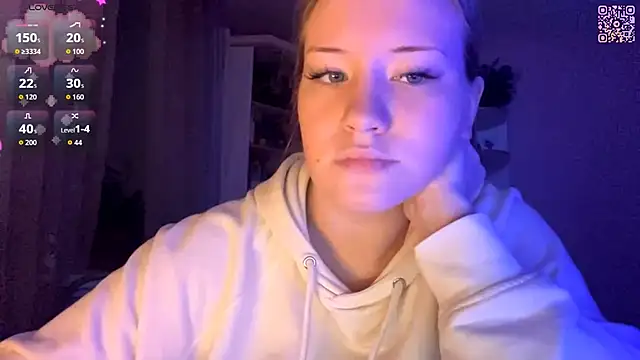 PandaFluff live sex cam