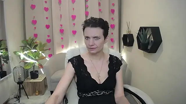 AvaSaturnian's cam snapshot