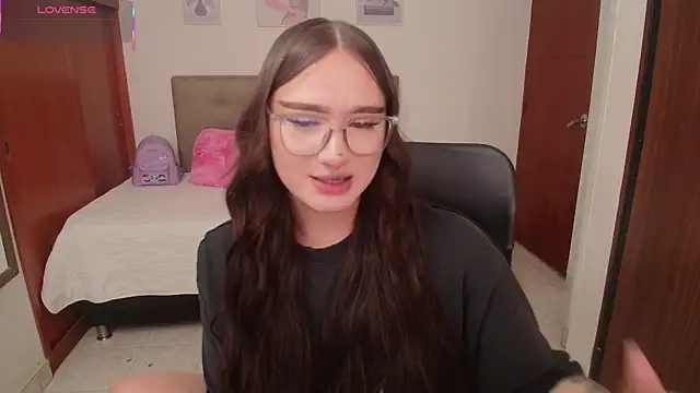 Miley_Baker's cam snapshot