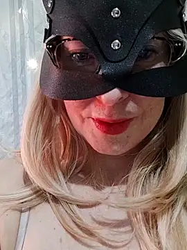 Milfporcona's cam snapshot