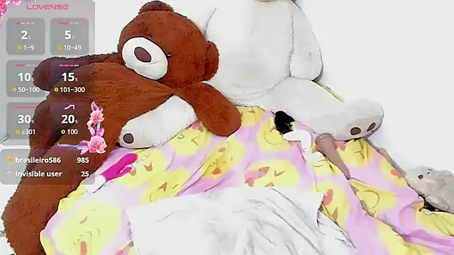 Naomii_King's cam snapshot