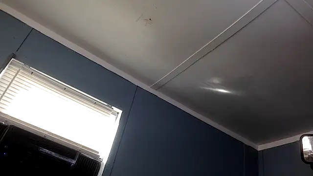 sexyhotstud12 live sex cam