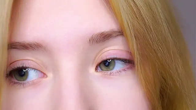 SunnivaCovil's cam snapshot