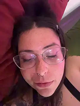 Mizztikaa live sex cam