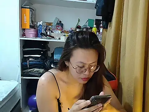 crizzybel's cam snapshot