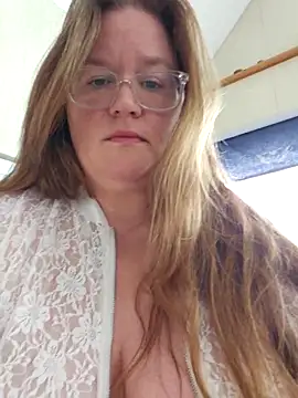 Love86Emily's cam snapshot