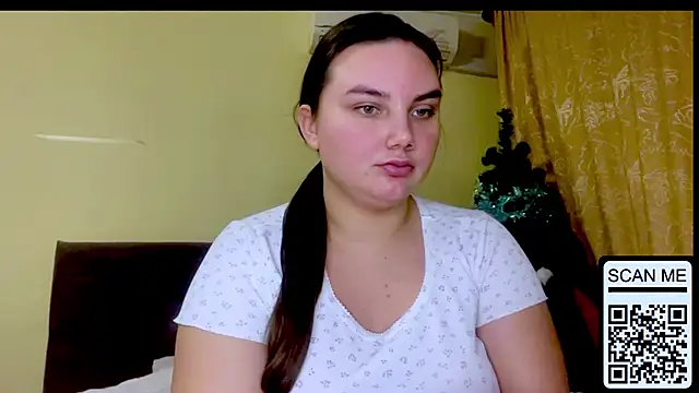 Dreamyblushfairy live sex cam