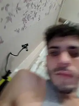 Bigpenis22sm live sex cam