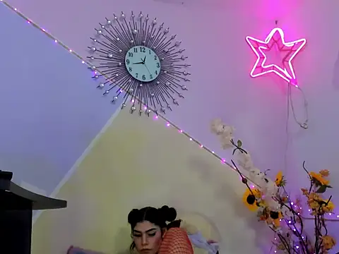 Ash-Bbynight live sex cam