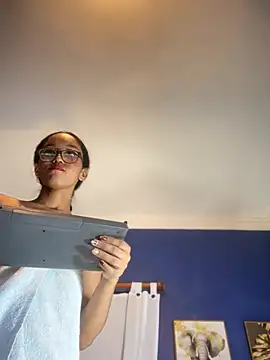 GiselleVice's cam snapshot