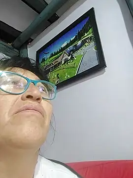 clarita_01's cam snapshot