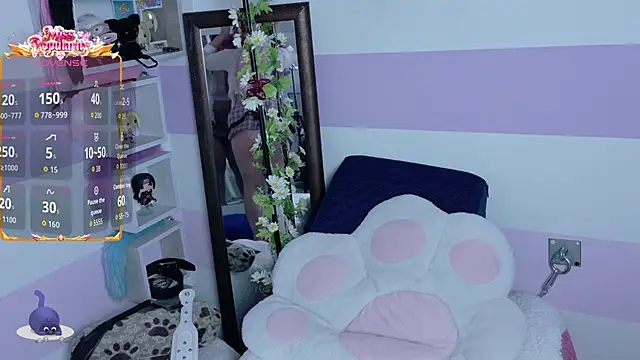 Catwhite_'s cam snapshot