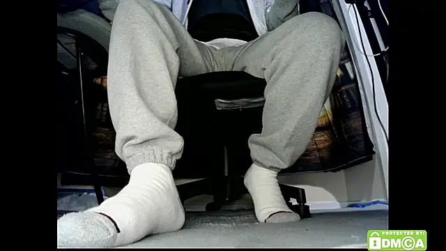 justshutupandwatch's cam snapshot