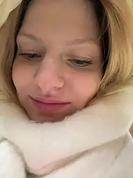 MaryHiggins live sex cam