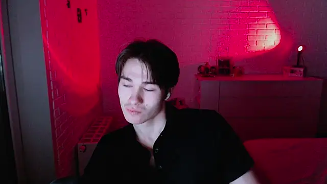 MarkusDean live sex cam