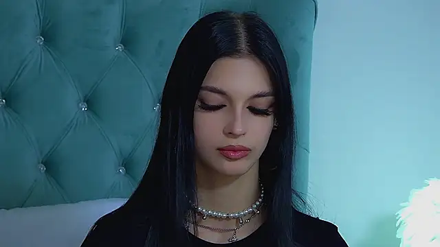 BeverlyMost's cam snapshot