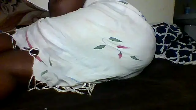 kgomo993's cam snapshot