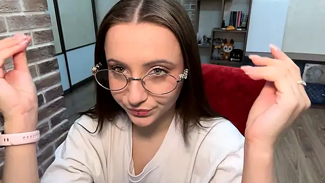 LioraVanta's cam snapshot