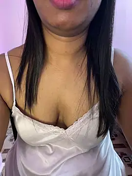 tamil_Aarathi's cam snapshot