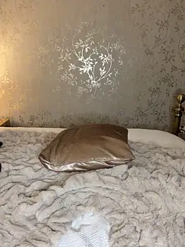 alanaexplicit69 live sex cam