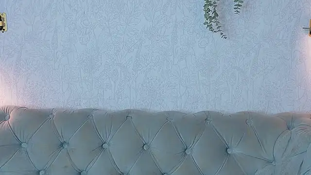 Cloee_Rainbow1's cam snapshot